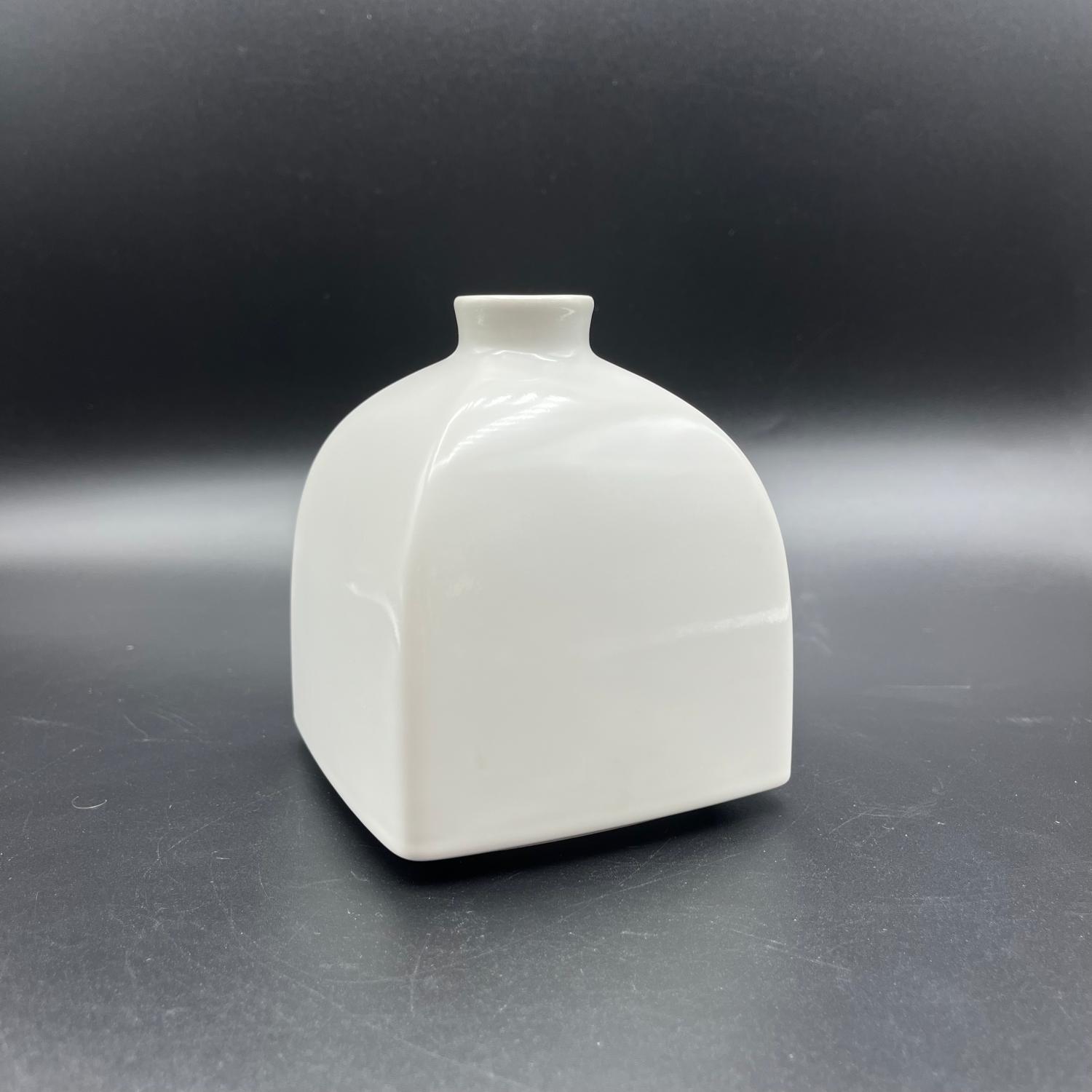 KPM Berlin Porzellan Vase 12 cm Trude Petri Würfel