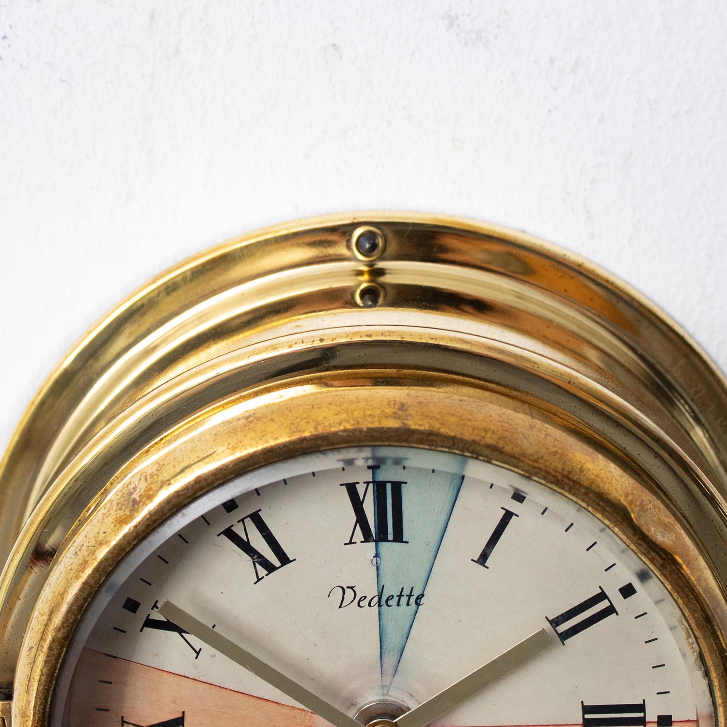 Alte kleine Vedette Funksektoren Messing Schiffsuhr Ø 18 cm Uhr Wanduhr