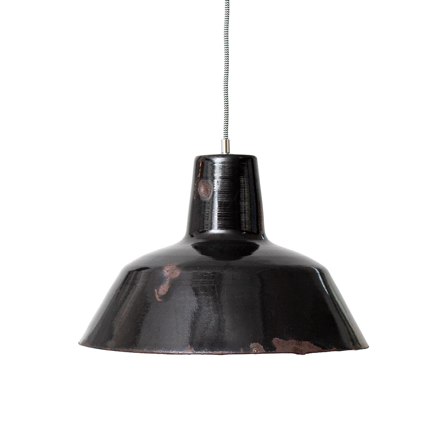 Alte satt schwarze Bauhaus Fabriklampe mit Patina Ø 39 cm