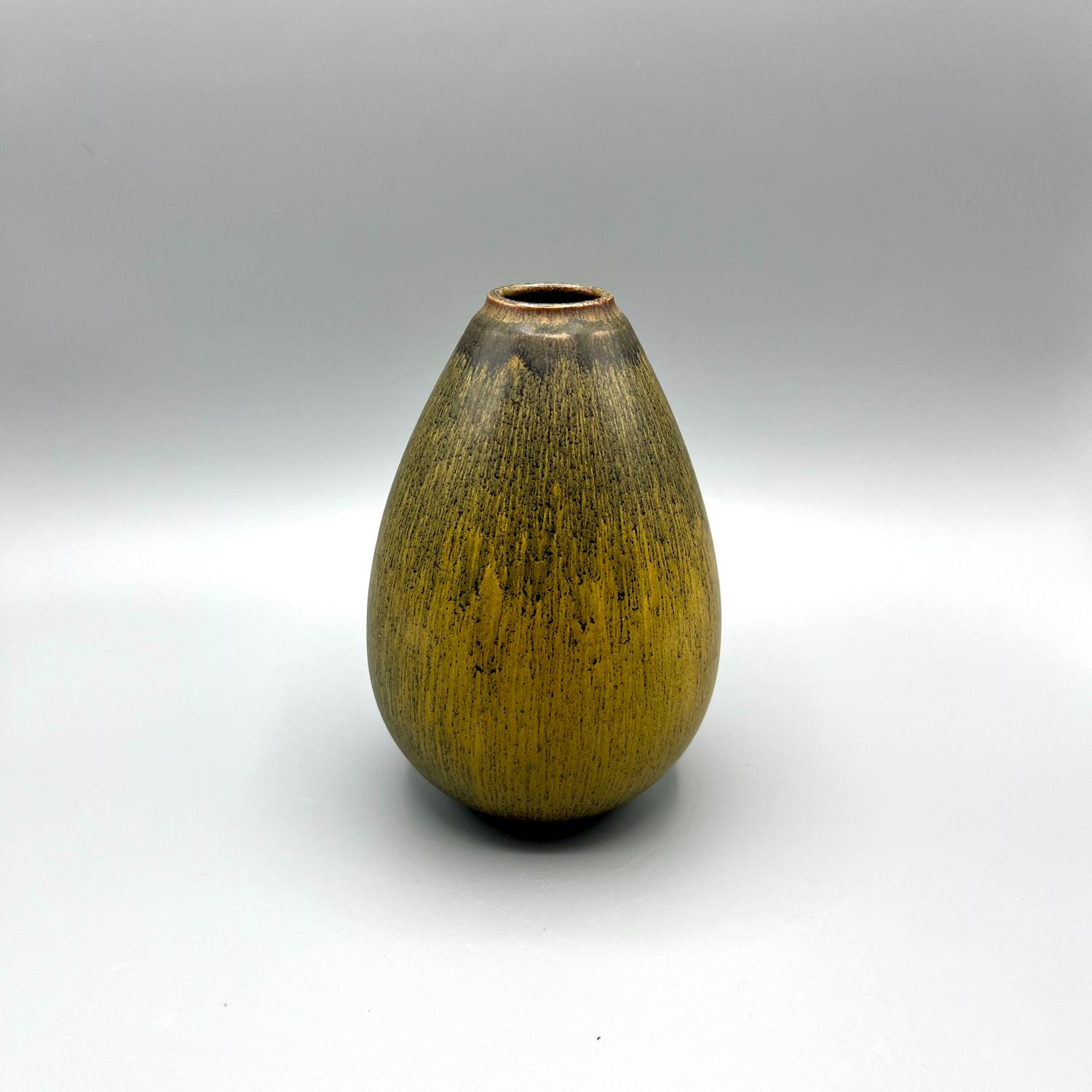 Ovoide vintage Keramik Vase Oliv-Senf 17 cm