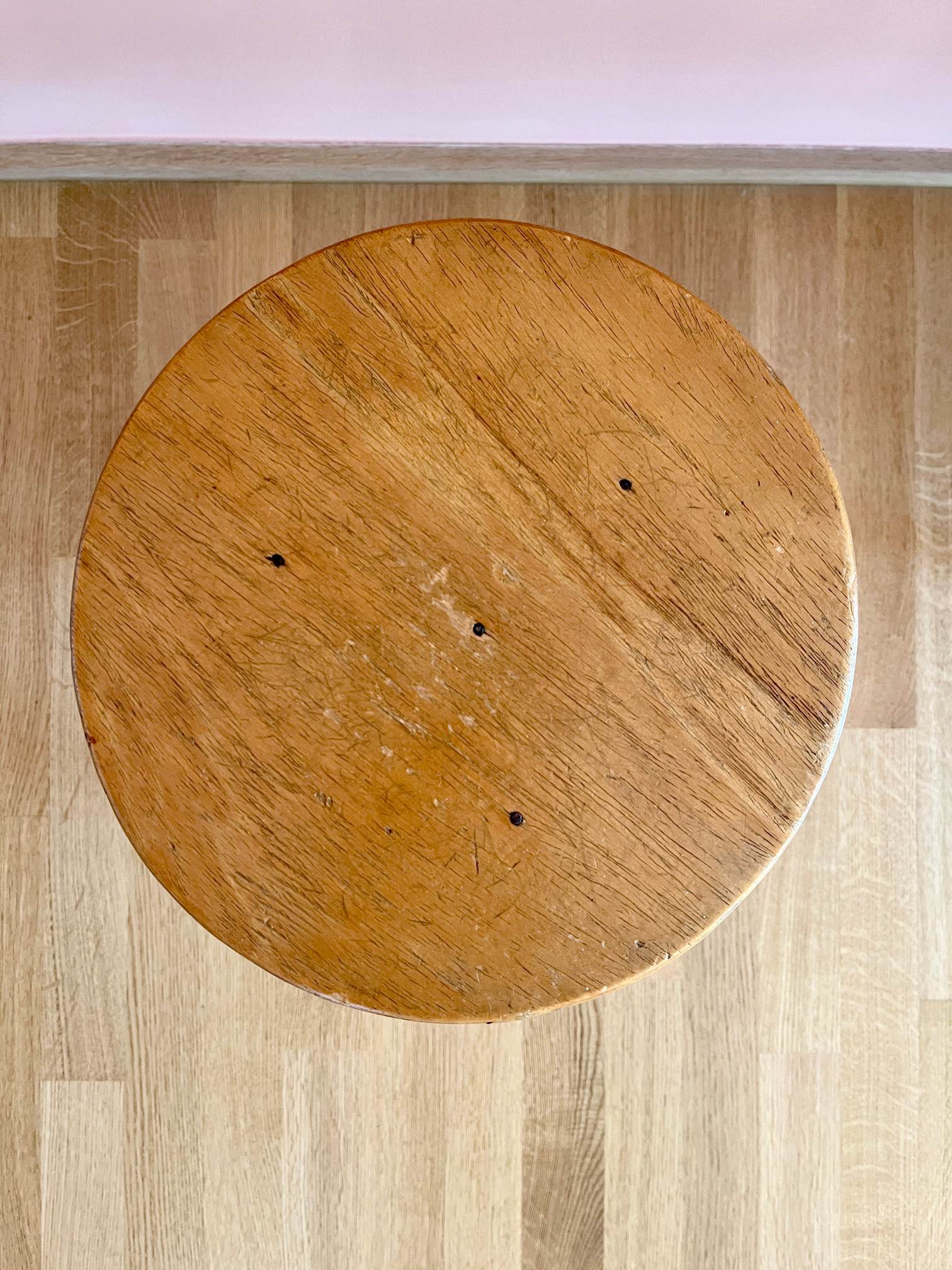 Vintage Holz Hocker aus Frankreich - im Stil Jean Prouvé 45 cm
