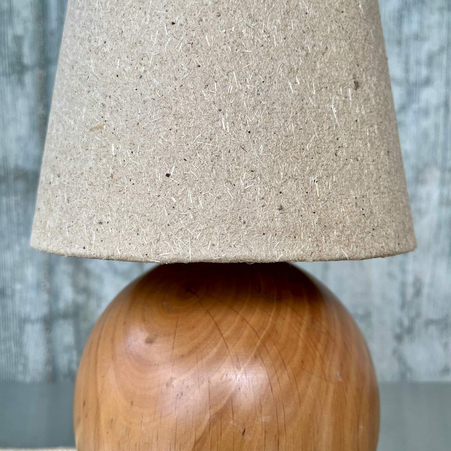 Vintage Holzkugel Tischlampe | Lampenschirm Papier Dunkel 29 cm